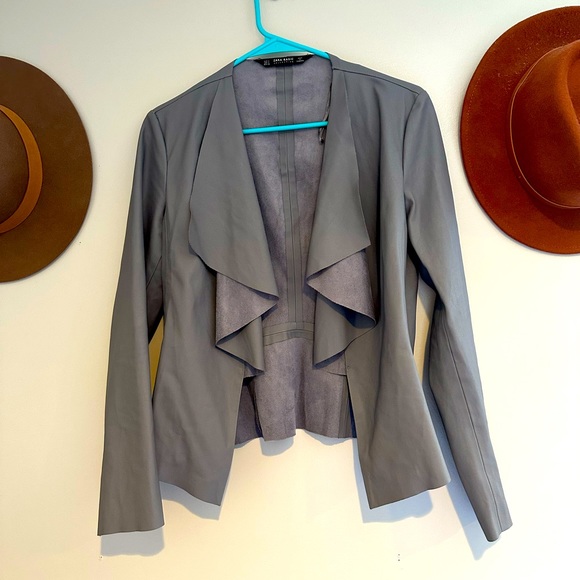 Like new Zara basic jacket. - Picture 4 of 14